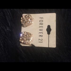 Forever 21 earring